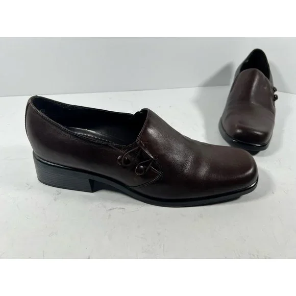 Croft Barrow Womens Blyth Loafers Shoes Brown Leather Button Low Heel 11M